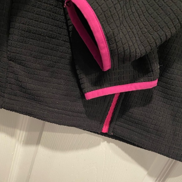 NWT Lands End Girls Size XL Black Pink Waffle Fleece Wind Resistant Full Zip - Picture 8 of 11